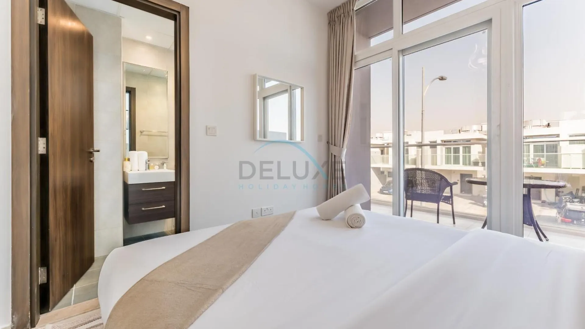 Community And Pool View 3Br Townhouse, Minutes From Desert Camp,Damac Hills 2 Amargo By Deluxe Holiday Homes Dubai 0*,  Förenade Arabemiraten